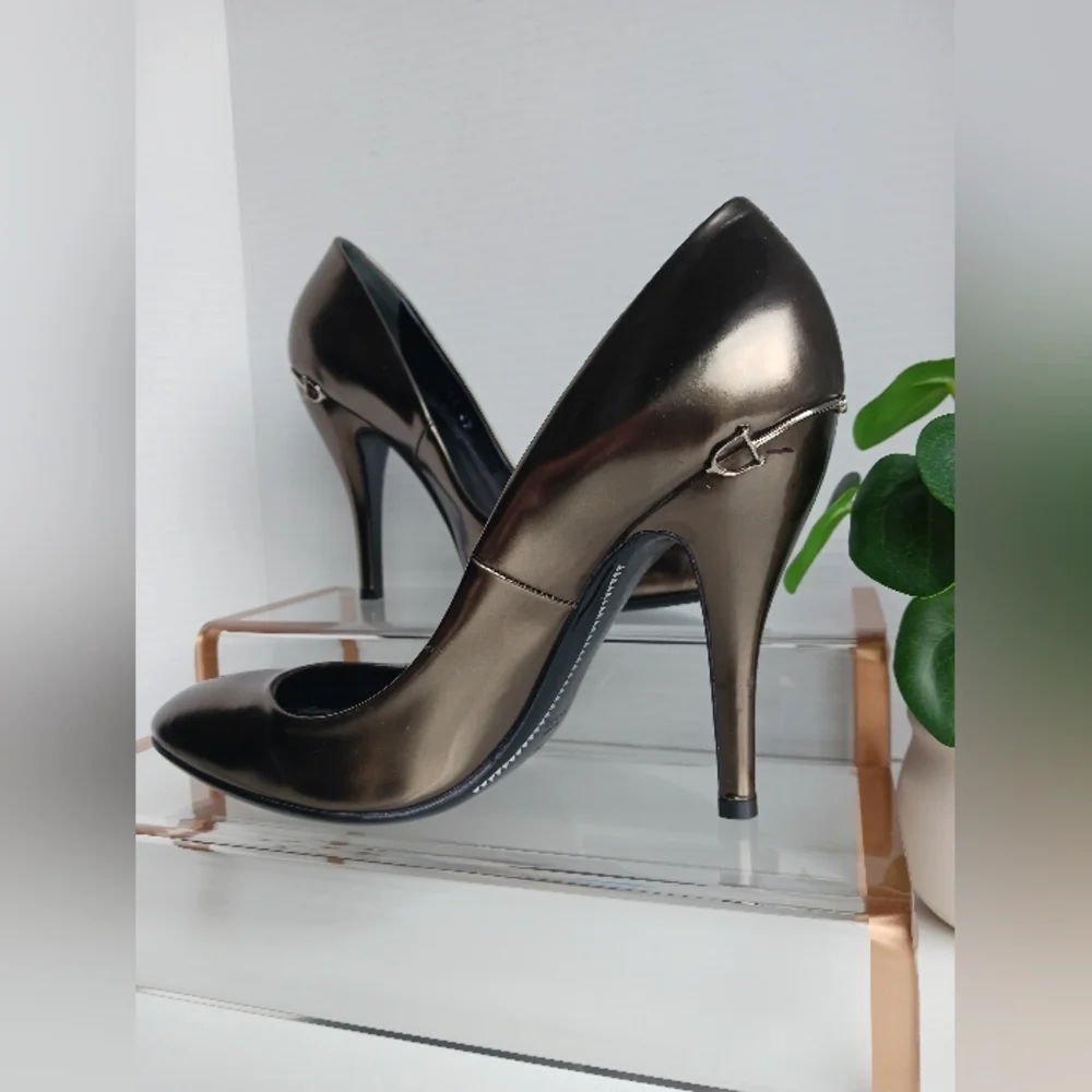 Gucci - Leather High-Heel Pumps